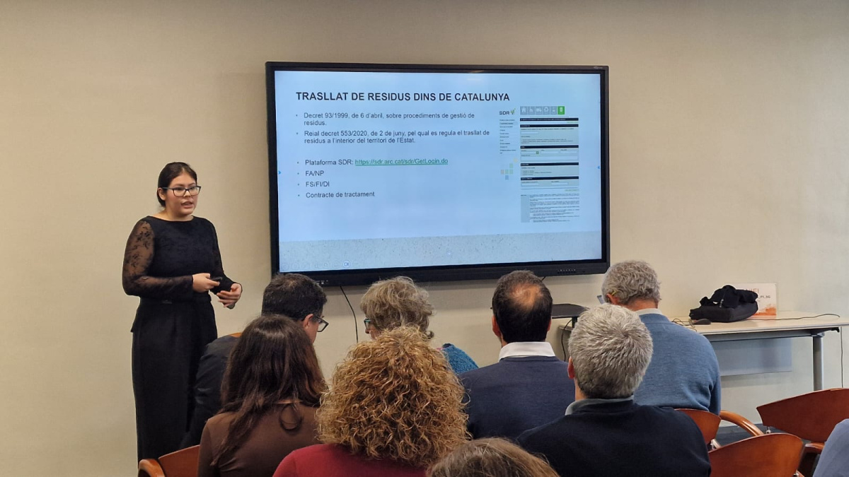 esmorzaracitre_maria_rene.jpg (216 KB)