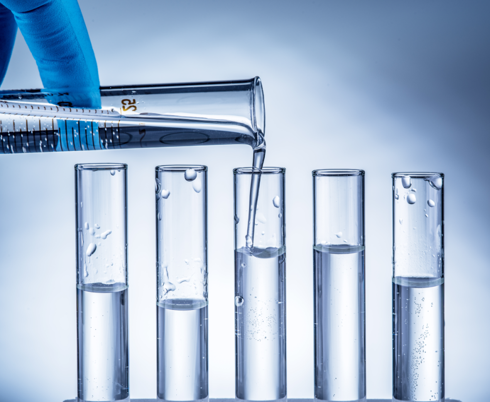 Dissolvents industrials: de residu perillós a recurs reutilitzable